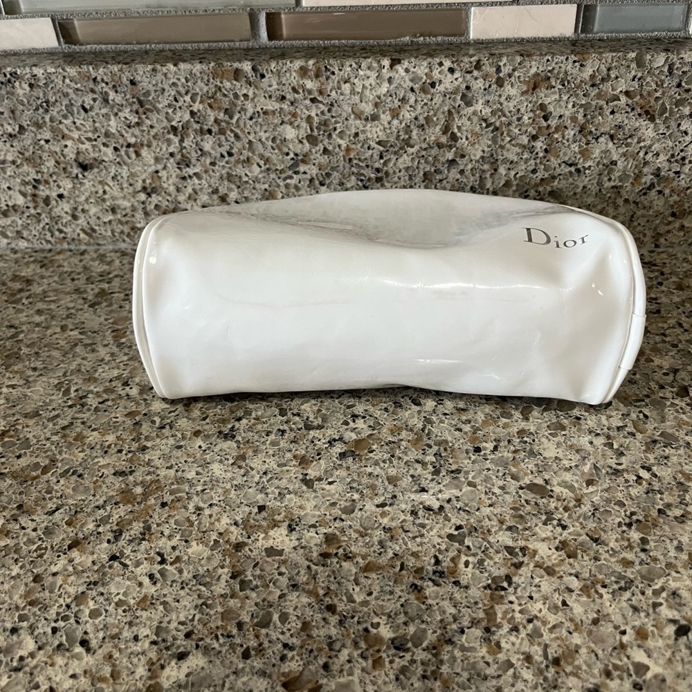Dior Cosmetics Pouch - Picture 4 of 7